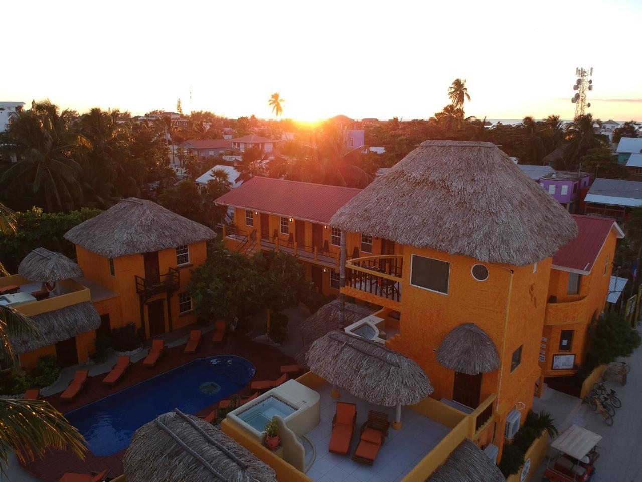 Seaside Cabanas Hotel Caye Corker 외부 사진