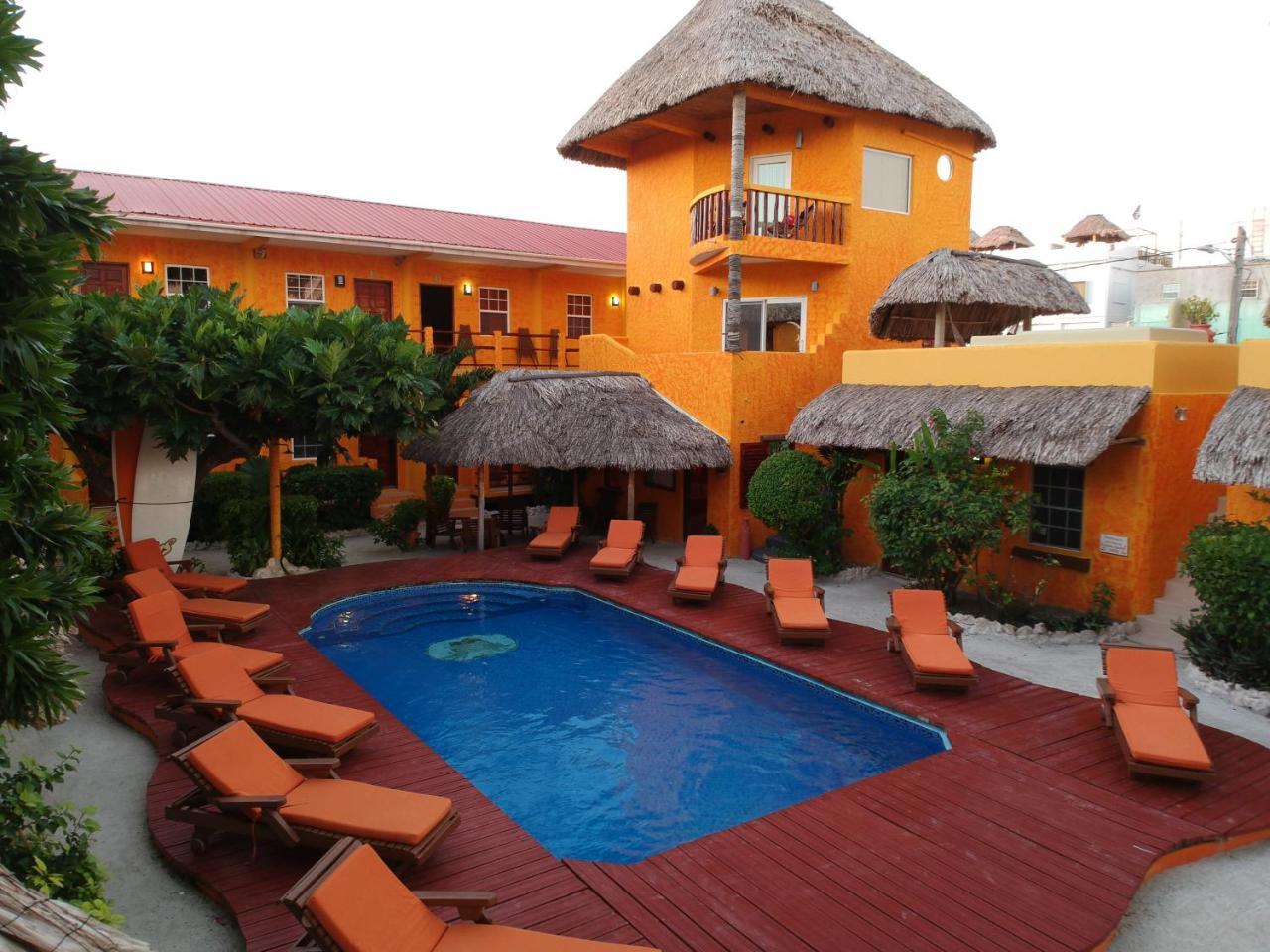 Seaside Cabanas Hotel Caye Corker 외부 사진