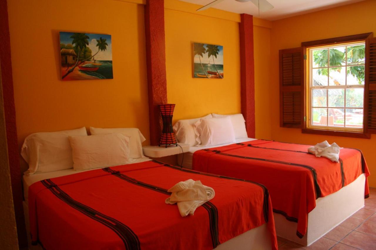 Seaside Cabanas Hotel Caye Corker 외부 사진